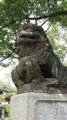 富士山本宮浅間大社の狛犬