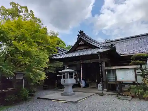 神野寺の本殿・本堂