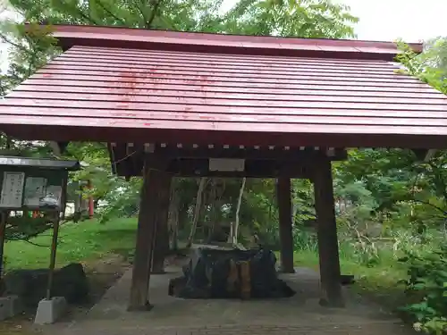 永山神社の手水舎
