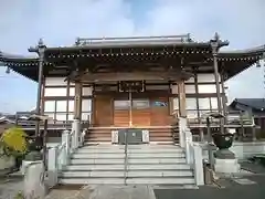 観性寺の本殿