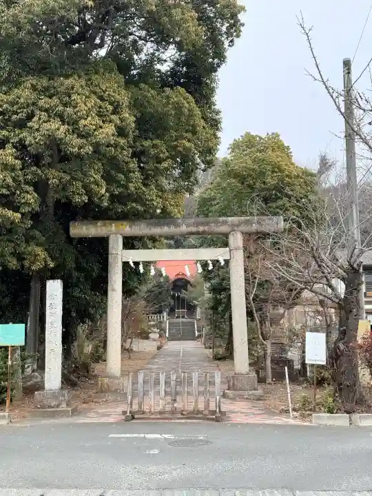 阿豆佐味天神社の{uncategorized: "未分類", other: "その他", undefined: "問題あり", building: "その他建物", grave: "お墓", sacred_gate: "鳥居", guardian: "狛犬", statue: "像", buddha: "仏像", history: "歴史", nature: "自然", garden: "庭園", animal: "動物", pagoda: "塔", temizu: "手水舎", mountain_gate: "山門・神門", sanctuary: "本殿・本堂", subordinate: "末社・摂社", art: "芸術", scenery: "景色", jizo: "地蔵", ema: "絵馬", goshuin: "御朱印", omikuji: "おみくじ", items: "授与品その他", amulet: "お守り", goshuincho: "御朱印帳", eats: "食事", festival: "お祭り", votive_dance: "神楽", shichigosan: "七五三参", wedding: "結婚式", experience: "体験その他", initially: "初詣", around: "周辺", anti_infection: "感染症対策"}