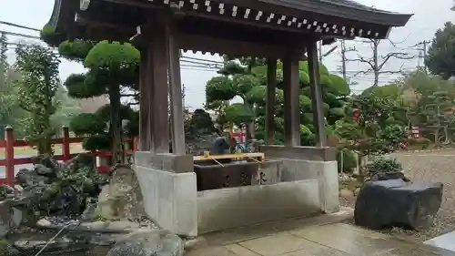 埴生神社の手水舎