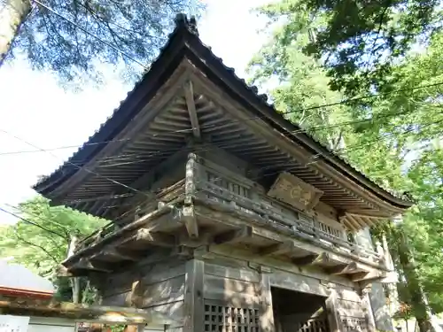 日石寺の山門・神門