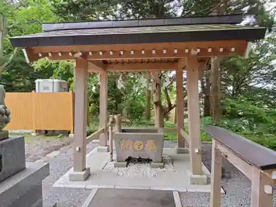 尻岸内八幡神社の手水舎