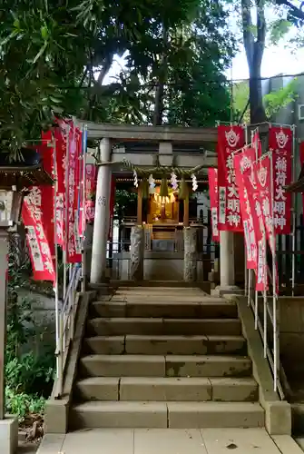 太子堂八幡神社の鳥居