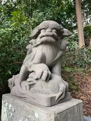 白旗神社（品濃白旗神社）の狛犬