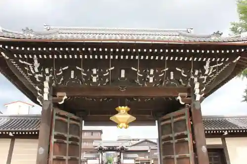 東本願寺（真宗本廟）の山門・神門