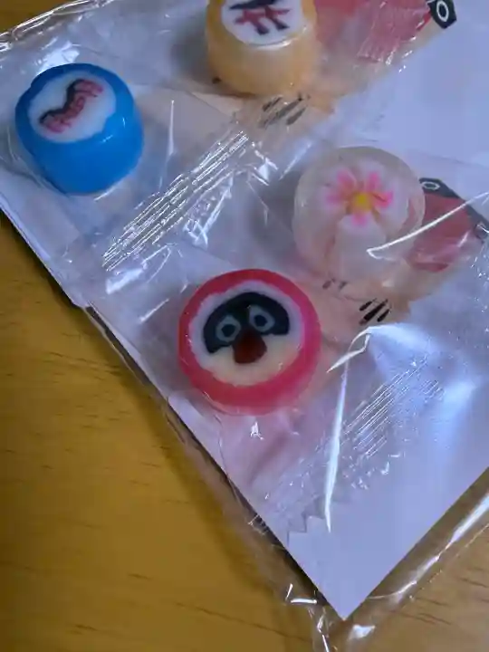 亀戸天神社の{uncategorized: "未分類", other: "その他", undefined: "問題あり", building: "その他建物", grave: "お墓", sacred_gate: "鳥居", guardian: "狛犬", statue: "像", buddha: "仏像", history: "歴史", nature: "自然", garden: "庭園", animal: "動物", pagoda: "塔", temizu: "手水舎", mountain_gate: "山門・神門", sanctuary: "本殿・本堂", subordinate: "末社・摂社", art: "芸術", scenery: "景色", jizo: "地蔵", ema: "絵馬", goshuin: "御朱印", omikuji: "おみくじ", items: "授与品その他", amulet: "お守り", goshuincho: "御朱印帳", eats: "食事", festival: "お祭り", votive_dance: "神楽", shichigosan: "七五三参", wedding: "結婚式", experience: "体験その他", initially: "初詣", around: "周辺", anti_infection: "感染症対策"}