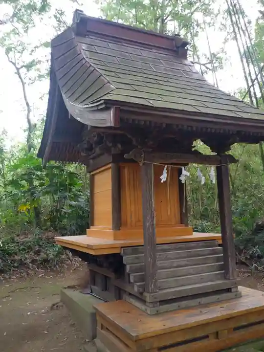 惶根神社の本殿・本堂