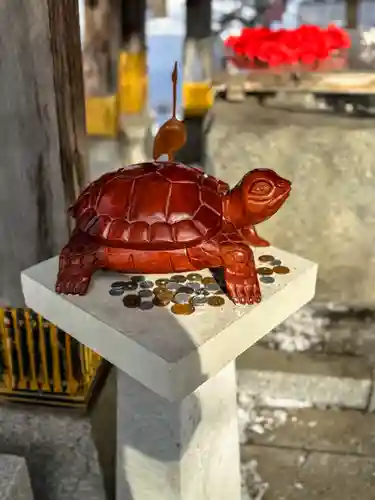 彌彦神社　(伊夜日子神社)の像