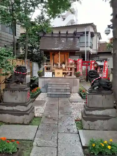 高円寺氷川神社の末社