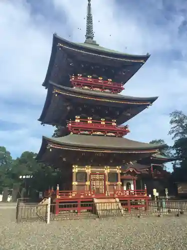 成田山新勝寺の塔