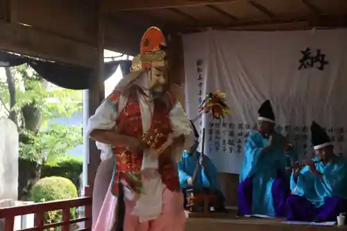 神原田神社の神楽