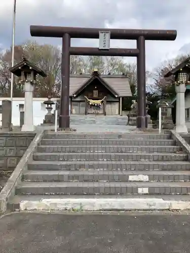 奈井江神社の{uncategorized: "未分類", other: "その他", undefined: "問題あり", building: "その他建物", grave: "お墓", sacred_gate: "鳥居", guardian: "狛犬", statue: "像", buddha: "仏像", history: "歴史", nature: "自然", garden: "庭園", animal: "動物", pagoda: "塔", temizu: "手水舎", mountain_gate: "山門・神門", sanctuary: "本殿・本堂", subordinate: "末社・摂社", art: "芸術", scenery: "景色", jizo: "地蔵", ema: "絵馬", goshuin: "御朱印", omikuji: "おみくじ", items: "授与品その他", amulet: "お守り", goshuincho: "御朱印帳", eats: "食事", festival: "お祭り", votive_dance: "神楽", shichigosan: "七五三参", wedding: "結婚式", experience: "体験その他", initially: "初詣", around: "周辺", anti_infection: "感染症対策"}