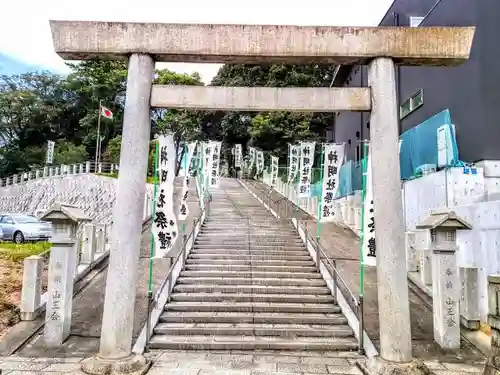 神明社の鳥居