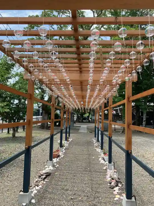 田元神社の{uncategorized: "未分類", other: "その他", undefined: "問題あり", building: "その他建物", grave: "お墓", sacred_gate: "鳥居", guardian: "狛犬", statue: "像", buddha: "仏像", history: "歴史", nature: "自然", garden: "庭園", animal: "動物", pagoda: "塔", temizu: "手水舎", mountain_gate: "山門・神門", sanctuary: "本殿・本堂", subordinate: "末社・摂社", art: "芸術", scenery: "景色", jizo: "地蔵", ema: "絵馬", goshuin: "御朱印", omikuji: "おみくじ", items: "授与品その他", amulet: "お守り", goshuincho: "御朱印帳", eats: "食事", festival: "お祭り", votive_dance: "神楽", shichigosan: "七五三参", wedding: "結婚式", experience: "体験その他", initially: "初詣", around: "周辺", anti_infection: "感染症対策"}
