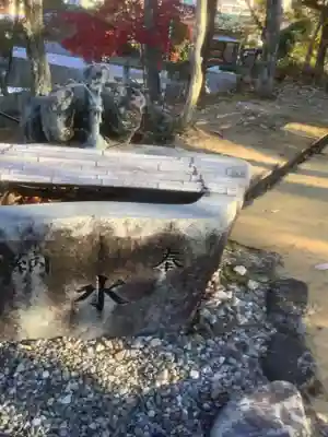 虫鹿神社奥宮の手水舎