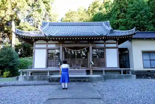 春岡神社の本殿