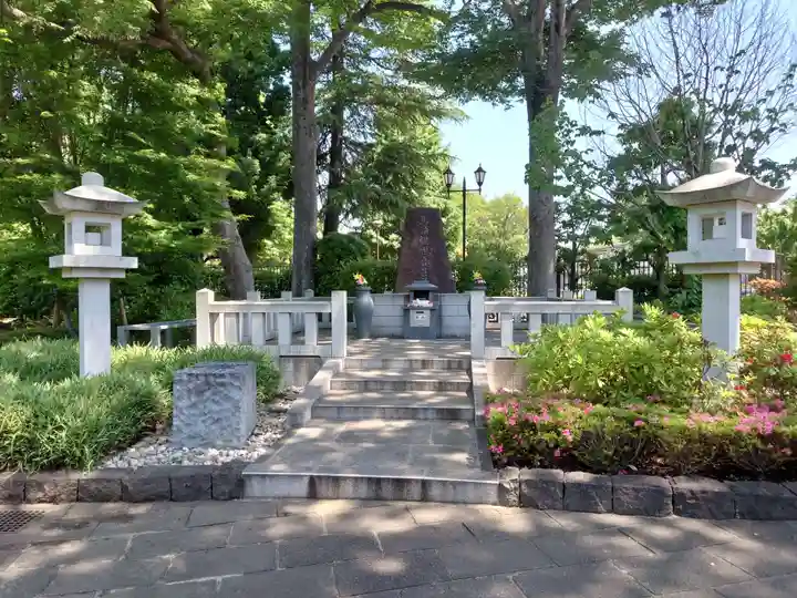 東京競馬場馬頭観音(広島県)