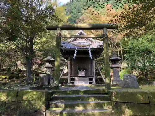 御庭神社の本殿