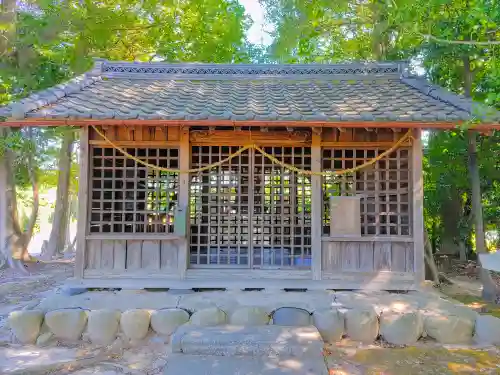 神明社（甲新田甲中）の本殿