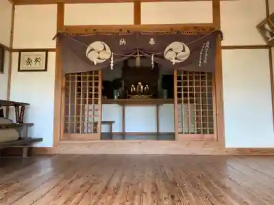 船塚神社の本殿・本堂