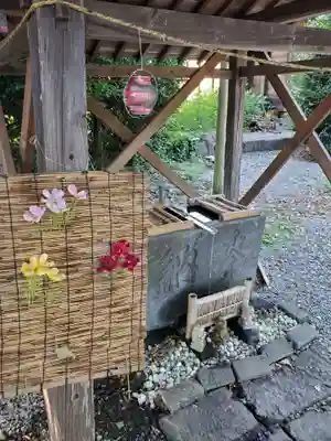 網戸神社の手水舎