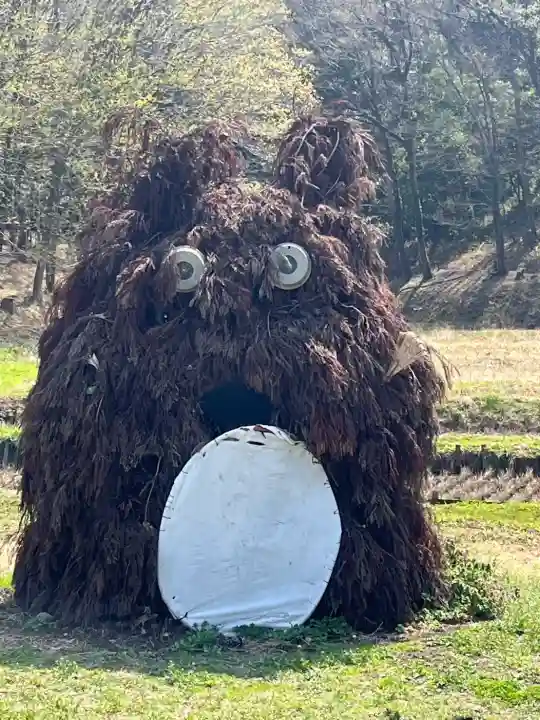 糀谷八幡宮の{uncategorized: "未分類", other: "その他", undefined: "問題あり", building: "その他建物", grave: "お墓", sacred_gate: "鳥居", guardian: "狛犬", statue: "像", buddha: "仏像", history: "歴史", nature: "自然", garden: "庭園", animal: "動物", pagoda: "塔", temizu: "手水舎", mountain_gate: "山門・神門", sanctuary: "本殿・本堂", subordinate: "末社・摂社", art: "芸術", scenery: "景色", jizo: "地蔵", ema: "絵馬", goshuin: "御朱印", omikuji: "おみくじ", items: "授与品その他", amulet: "お守り", goshuincho: "御朱印帳", eats: "食事", festival: "お祭り", votive_dance: "神楽", shichigosan: "七五三参", wedding: "結婚式", experience: "体験その他", initially: "初詣", around: "周辺", anti_infection: "感染症対策"}