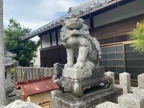 石原神社 (祇園社)の{uncategorized: "未分類", other: "その他", undefined: "問題あり", building: "その他建物", grave: "お墓", sacred_gate: "鳥居", guardian: "狛犬", statue: "像", buddha: "仏像", history: "歴史", nature: "自然", garden: "庭園", animal: "動物", pagoda: "塔", temizu: "手水舎", mountain_gate: "山門・神門", sanctuary: "本殿・本堂", subordinate: "末社・摂社", art: "芸術", scenery: "景色", jizo: "地蔵", ema: "絵馬", goshuin: "御朱印", omikuji: "おみくじ", items: "授与品その他", amulet: "お守り", goshuincho: "御朱印帳", eats: "食事", festival: "お祭り", votive_dance: "神楽", shichigosan: "七五三参", wedding: "結婚式", experience: "体験その他", initially: "初詣", around: "周辺", anti_infection: "感染症対策"}
