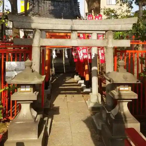 諏訪神社の鳥居