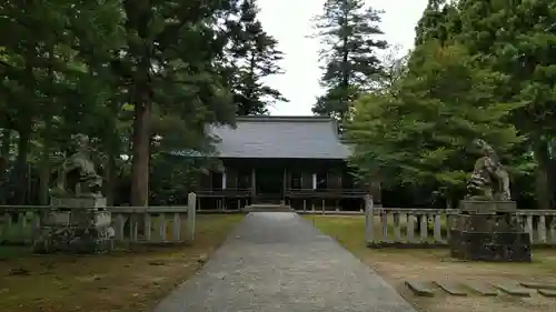 倭文神社の建物その他