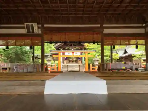 龍田大社の本殿・本堂