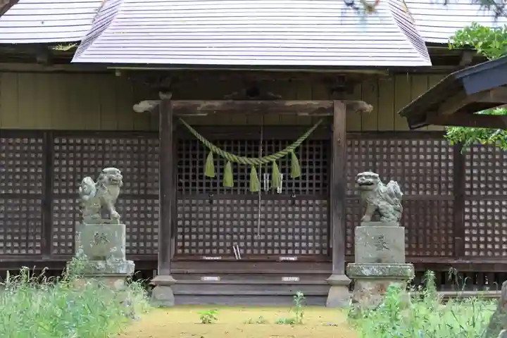 羽黒神社の本殿・本堂