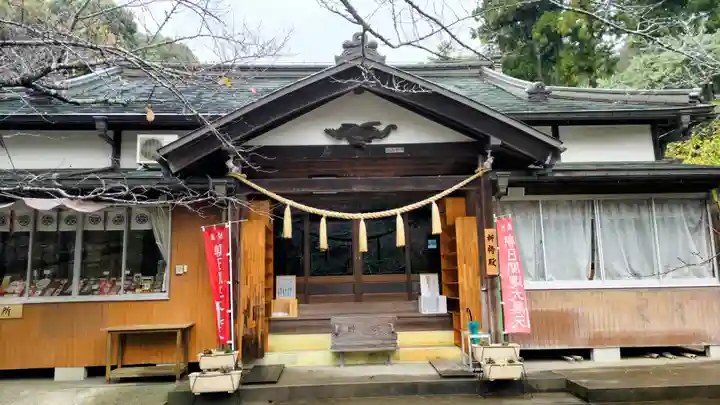 真野寺の本殿・本堂
