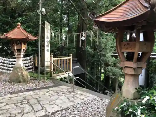 幣立神宮の{uncategorized: "未分類", other: "その他", undefined: "問題あり", building: "その他建物", grave: "お墓", sacred_gate: "鳥居", guardian: "狛犬", statue: "像", buddha: "仏像", history: "歴史", nature: "自然", garden: "庭園", animal: "動物", pagoda: "塔", temizu: "手水舎", mountain_gate: "山門・神門", sanctuary: "本殿・本堂", subordinate: "末社・摂社", art: "芸術", scenery: "景色", jizo: "地蔵", ema: "絵馬", goshuin: "御朱印", omikuji: "おみくじ", items: "授与品その他", amulet: "お守り", goshuincho: "御朱印帳", eats: "食事", festival: "お祭り", votive_dance: "神楽", shichigosan: "七五三参", wedding: "結婚式", experience: "体験その他", initially: "初詣", around: "周辺", anti_infection: "感染症対策"}