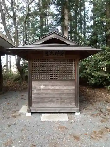 亀岡八幡宮の末社