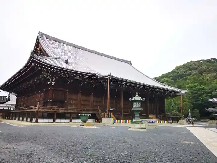 知恩院の本殿・本堂