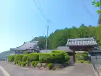陽徳禅寺の{uncategorized: "未分類", other: "その他", undefined: "問題あり", building: "その他建物", grave: "お墓", sacred_gate: "鳥居", guardian: "狛犬", statue: "像", buddha: "仏像", history: "歴史", nature: "自然", garden: "庭園", animal: "動物", pagoda: "塔", temizu: "手水舎", mountain_gate: "山門・神門", sanctuary: "本殿・本堂", subordinate: "末社・摂社", art: "芸術", scenery: "景色", jizo: "地蔵", ema: "絵馬", goshuin: "御朱印", omikuji: "おみくじ", items: "授与品その他", amulet: "お守り", goshuincho: "御朱印帳", eats: "食事", festival: "お祭り", votive_dance: "神楽", shichigosan: "七五三参", wedding: "結婚式", experience: "体験その他", initially: "初詣", around: "周辺", anti_infection: "感染症対策"}
