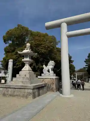 伊弉諾神宮の{uncategorized: "未分類", other: "その他", undefined: "問題あり", building: "その他建物", grave: "お墓", sacred_gate: "鳥居", guardian: "狛犬", statue: "像", buddha: "仏像", history: "歴史", nature: "自然", garden: "庭園", animal: "動物", pagoda: "塔", temizu: "手水舎", mountain_gate: "山門・神門", sanctuary: "本殿・本堂", subordinate: "末社・摂社", art: "芸術", scenery: "景色", jizo: "地蔵", ema: "絵馬", goshuin: "御朱印", omikuji: "おみくじ", items: "授与品その他", amulet: "お守り", goshuincho: "御朱印帳", eats: "食事", festival: "お祭り", votive_dance: "神楽", shichigosan: "七五三参", wedding: "結婚式", experience: "体験その他", initially: "初詣", around: "周辺", anti_infection: "感染症対策"}