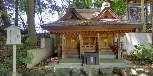 新熊野神社の末社・摂社