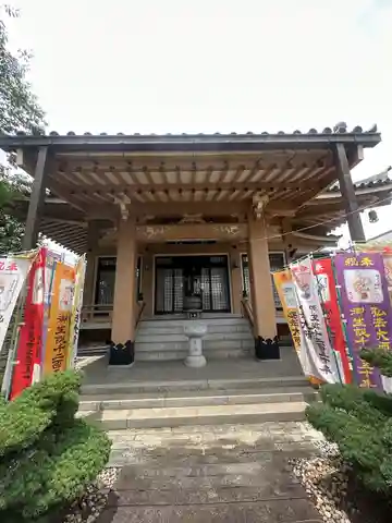 東界寺の本殿・本堂