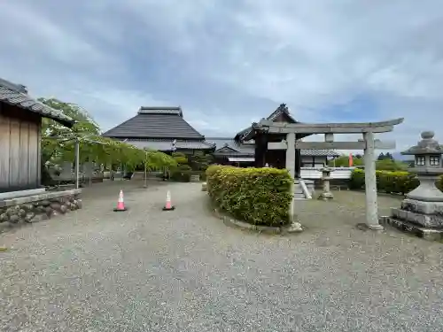 大福寺の{uncategorized: "未分類", other: "その他", undefined: "問題あり", building: "その他建物", grave: "お墓", sacred_gate: "鳥居", guardian: "狛犬", statue: "像", buddha: "仏像", history: "歴史", nature: "自然", garden: "庭園", animal: "動物", pagoda: "塔", temizu: "手水舎", mountain_gate: "山門・神門", sanctuary: "本殿・本堂", subordinate: "末社・摂社", art: "芸術", scenery: "景色", jizo: "地蔵", ema: "絵馬", goshuin: "御朱印", omikuji: "おみくじ", items: "授与品その他", amulet: "お守り", goshuincho: "御朱印帳", eats: "食事", festival: "お祭り", votive_dance: "神楽", shichigosan: "七五三参", wedding: "結婚式", experience: "体験その他", initially: "初詣", around: "周辺", anti_infection: "感染症対策"}