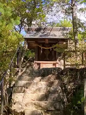 石上布都魂神社(岡山県)