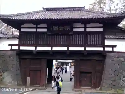 懐古神社の{uncategorized: "未分類", other: "その他", undefined: "問題あり", building: "その他建物", grave: "お墓", sacred_gate: "鳥居", guardian: "狛犬", statue: "像", buddha: "仏像", history: "歴史", nature: "自然", garden: "庭園", animal: "動物", pagoda: "塔", temizu: "手水舎", mountain_gate: "山門・神門", sanctuary: "本殿・本堂", subordinate: "末社・摂社", art: "芸術", scenery: "景色", jizo: "地蔵", ema: "絵馬", goshuin: "御朱印", omikuji: "おみくじ", items: "授与品その他", amulet: "お守り", goshuincho: "御朱印帳", eats: "食事", festival: "お祭り", votive_dance: "神楽", shichigosan: "七五三参", wedding: "結婚式", experience: "体験その他", initially: "初詣", around: "周辺", anti_infection: "感染症対策"}