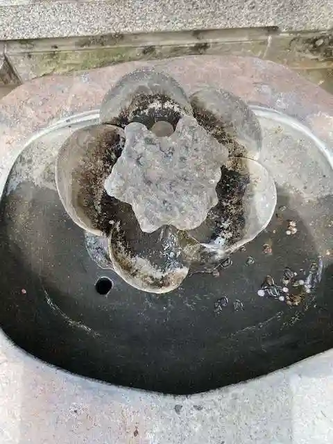 牛天神北野神社の手水舎