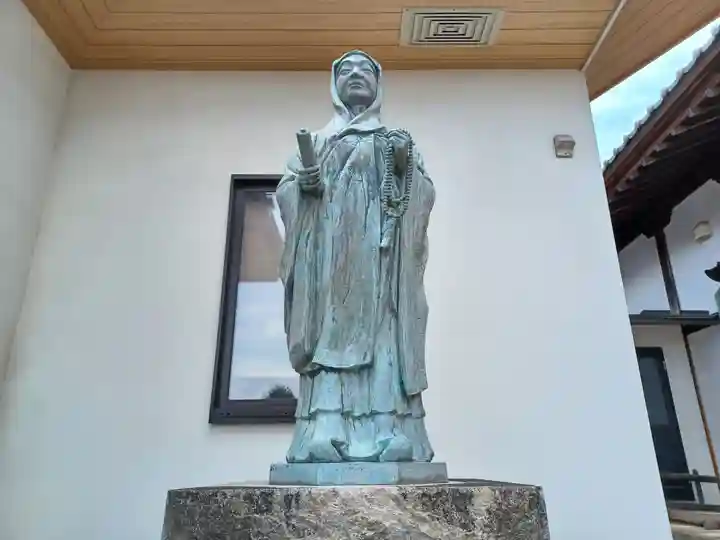 瑠璃光寺(埼玉県)