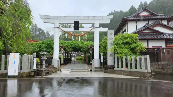 金蛇水神社の鳥居
