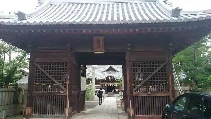 ちきり神社(榺神社)の山門・神門