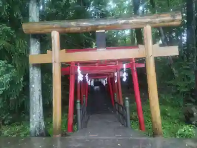 新屋山神社(山梨県)