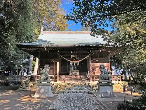 敬満神社の本殿